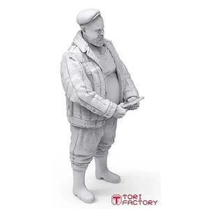 Tori Factory 1/35 Farmer: Ivan figure AMMO by Mig Jimenez